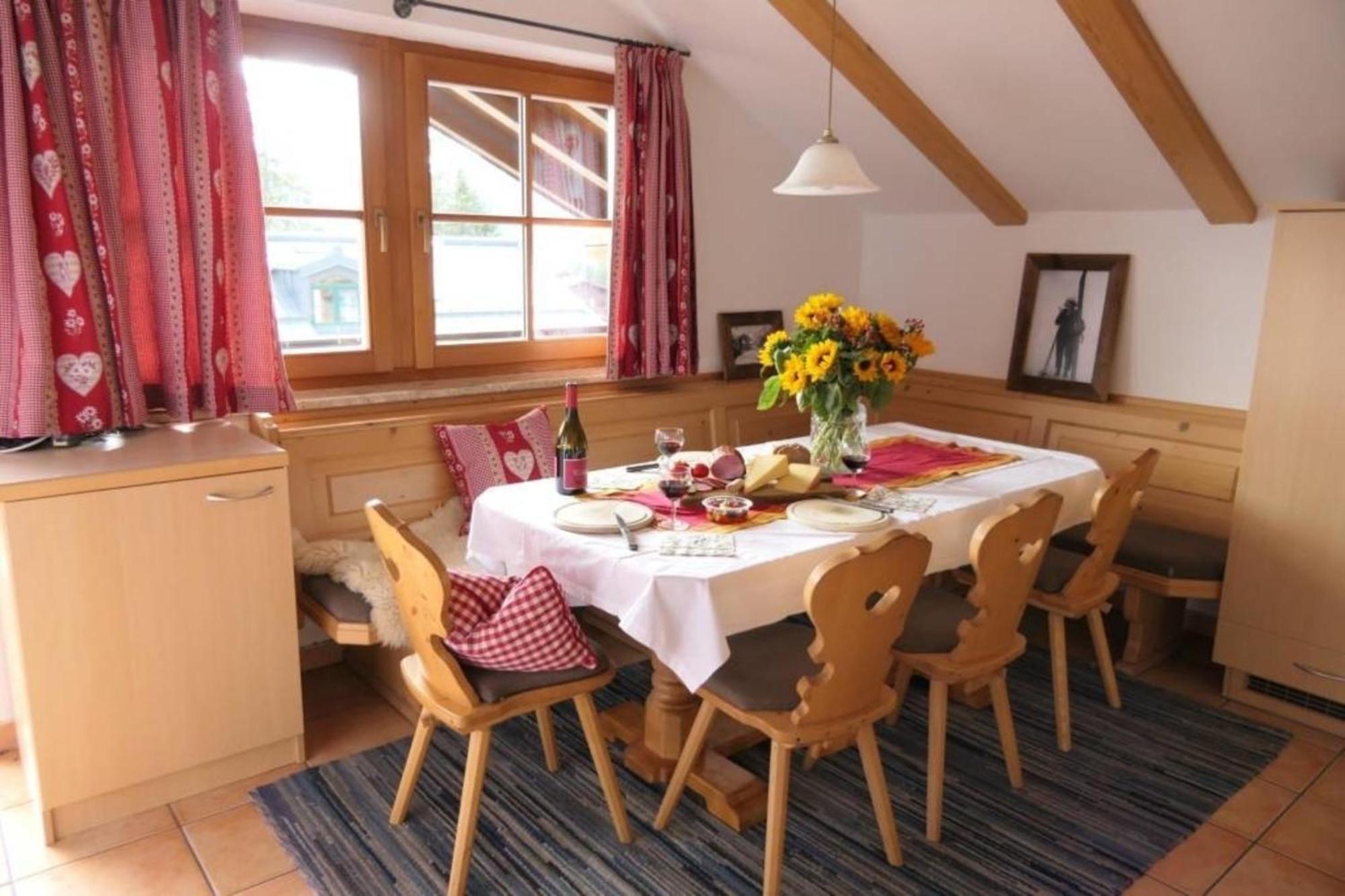 Schöne Dachgeschosswohnung Konigsleiten Exterior foto